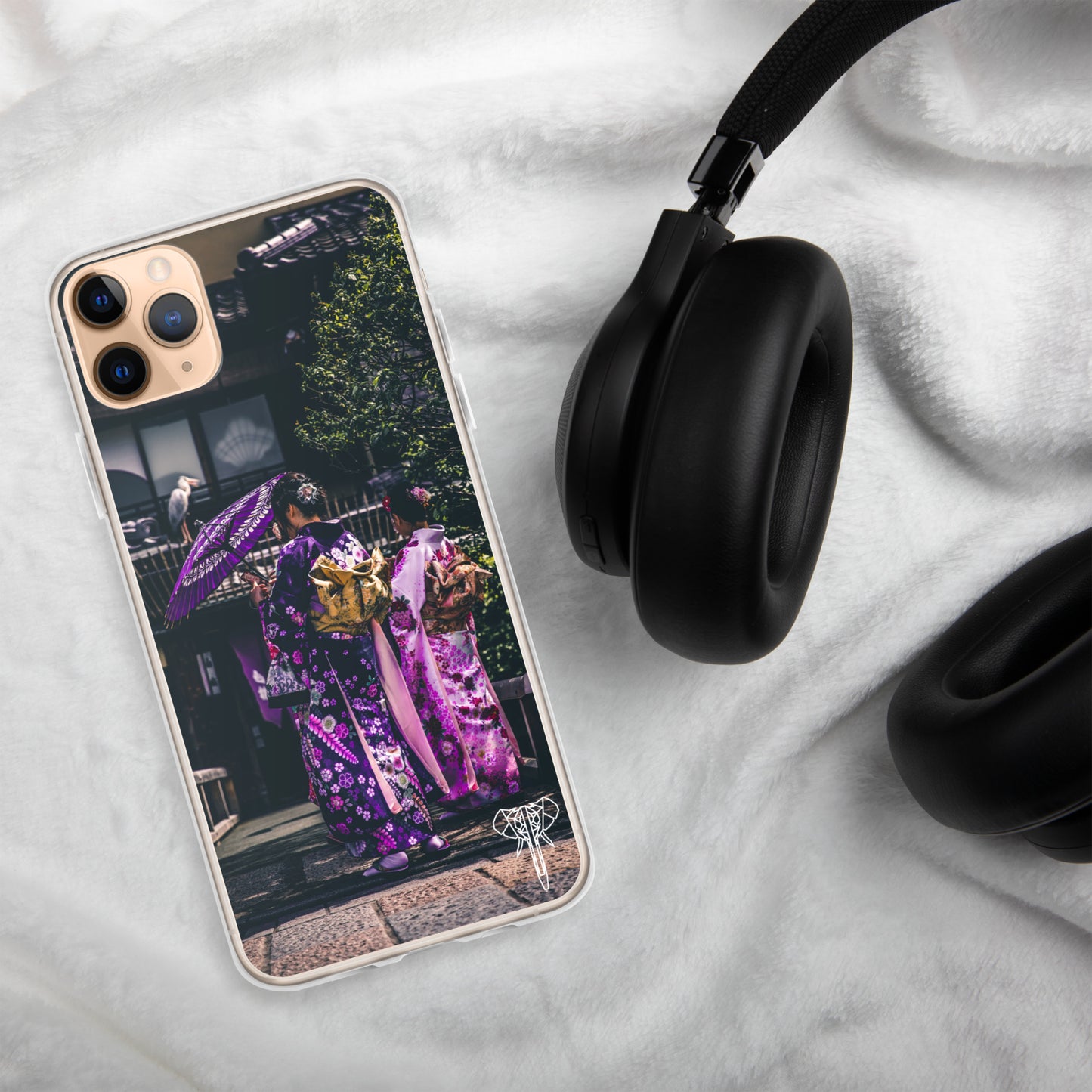Geisha-dressed-in-purple -Clear Case for iPhone®